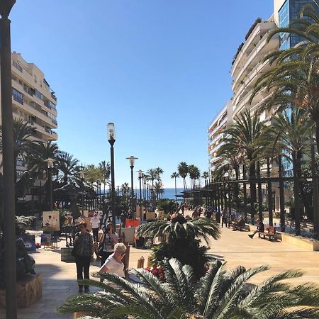 Beach Front Apartment-1St Line Marbella Exteriör bild